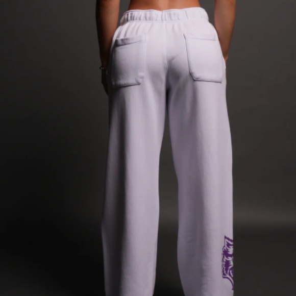 Iron Wolves Durst Sweats V2 in White - M - Picture 2 of 2